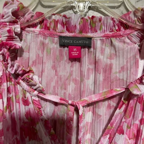 Vince Camuto Pleated Mesh Peasant Blouse - Picture 6 of 12